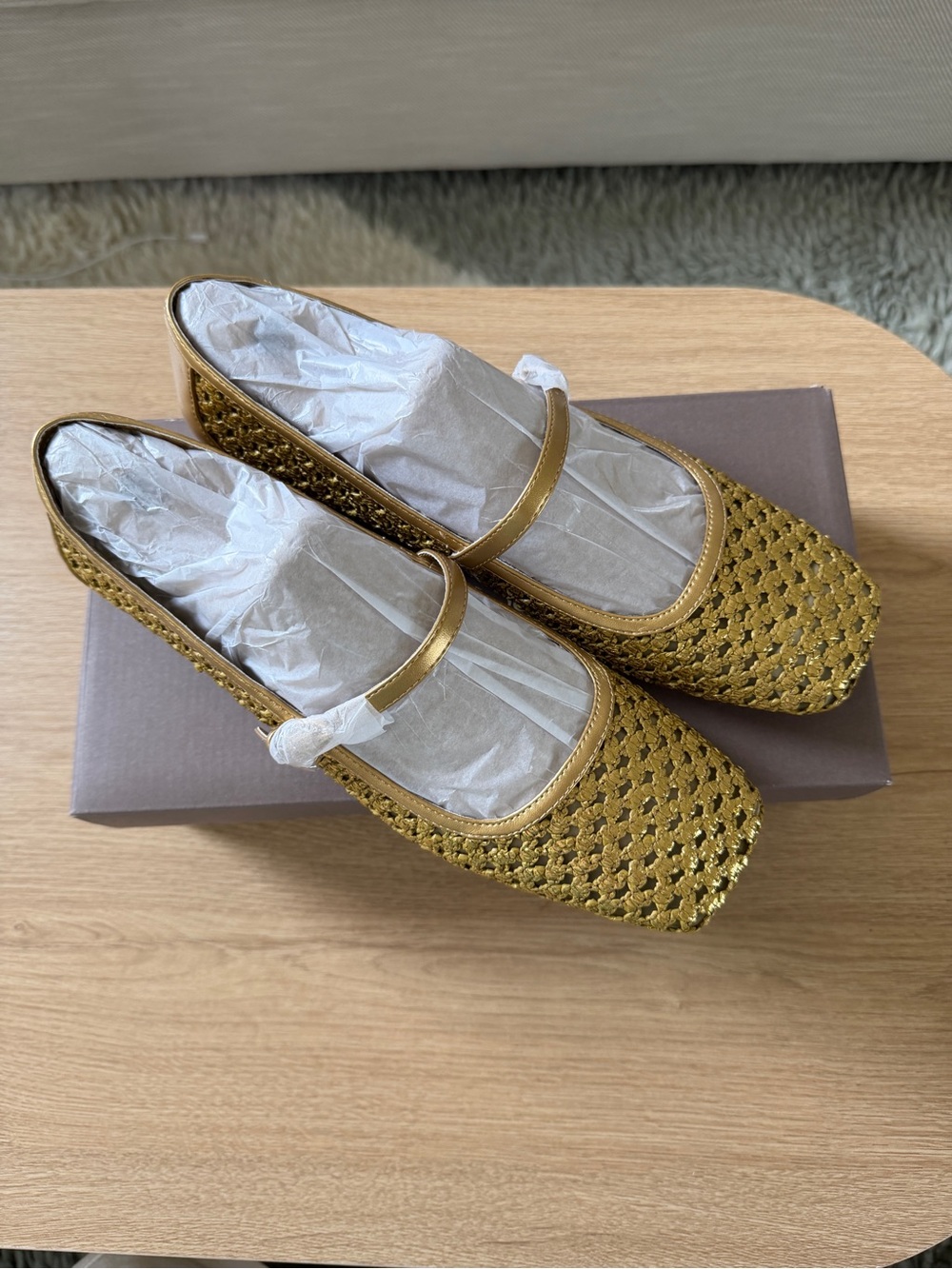 Franco Sarto Tinsley Mary Jane Flat in Gold Faux Raffia. Brand new, size 9 - Picture 6 of 11